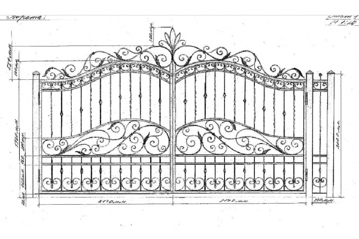 Кованые распашные металлические ворота эскиз
